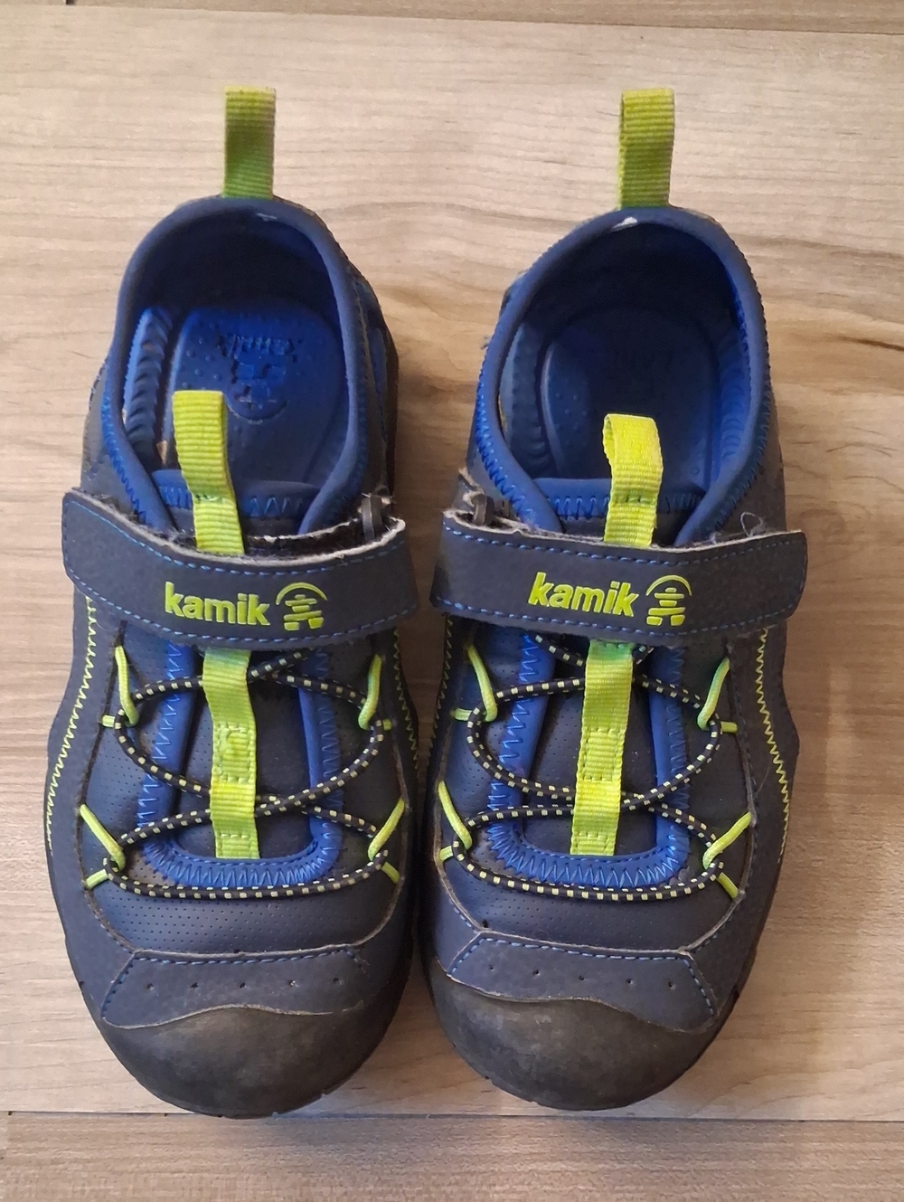 Kamik Boys Hiking Outdoor Sandals Water Shoes Size 1 FLAW